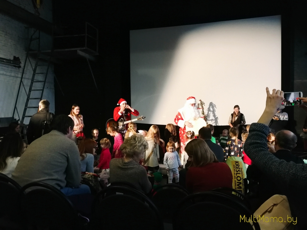 Отзыв о Новогоднем фестивале счастливого детства «MOLOKO». Вид изнутри.
