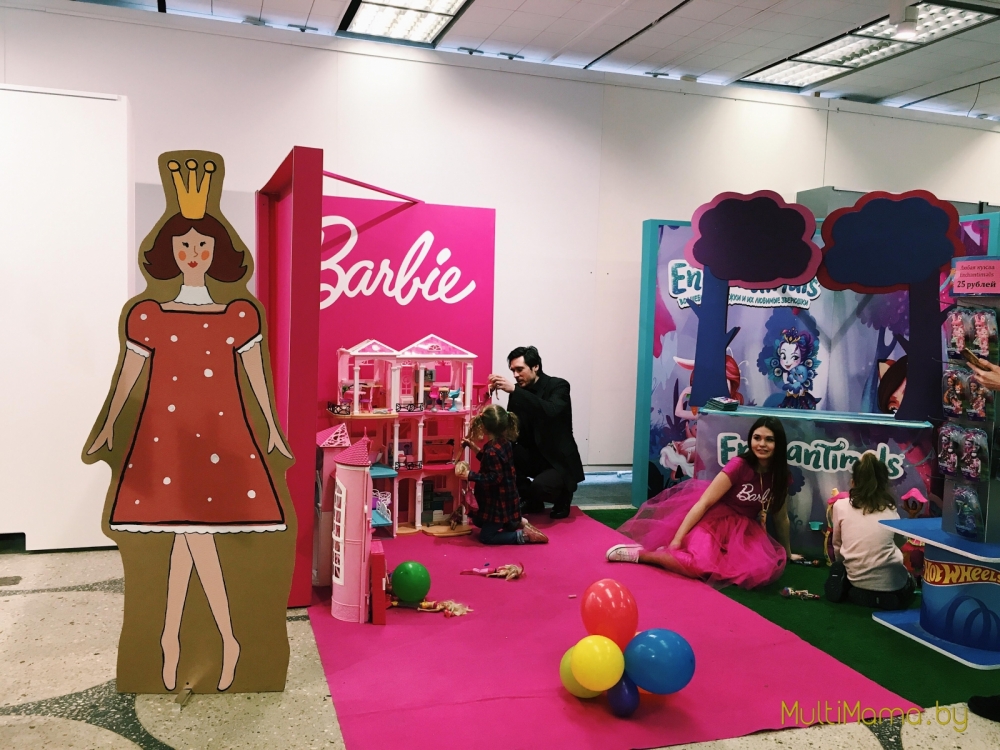 Отзыв о Семейном фестивале «БУКИДС. Профессии». Вид изнутри.