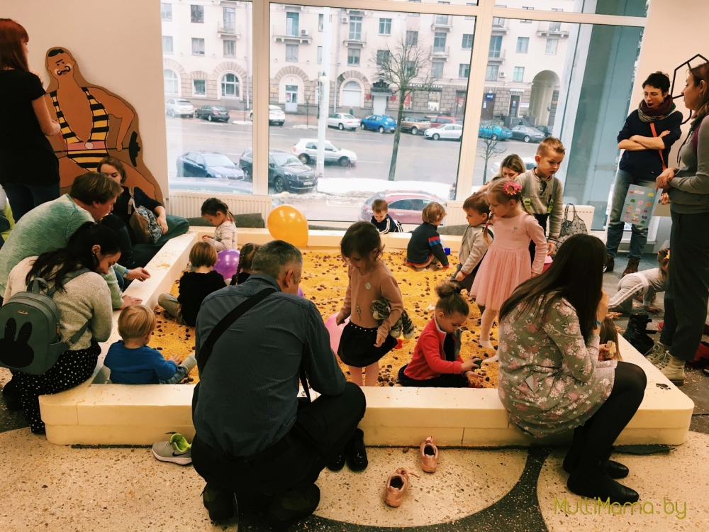 Отзыв о Семейном фестивале «БУКИДС. Профессии». Вид изнутри.